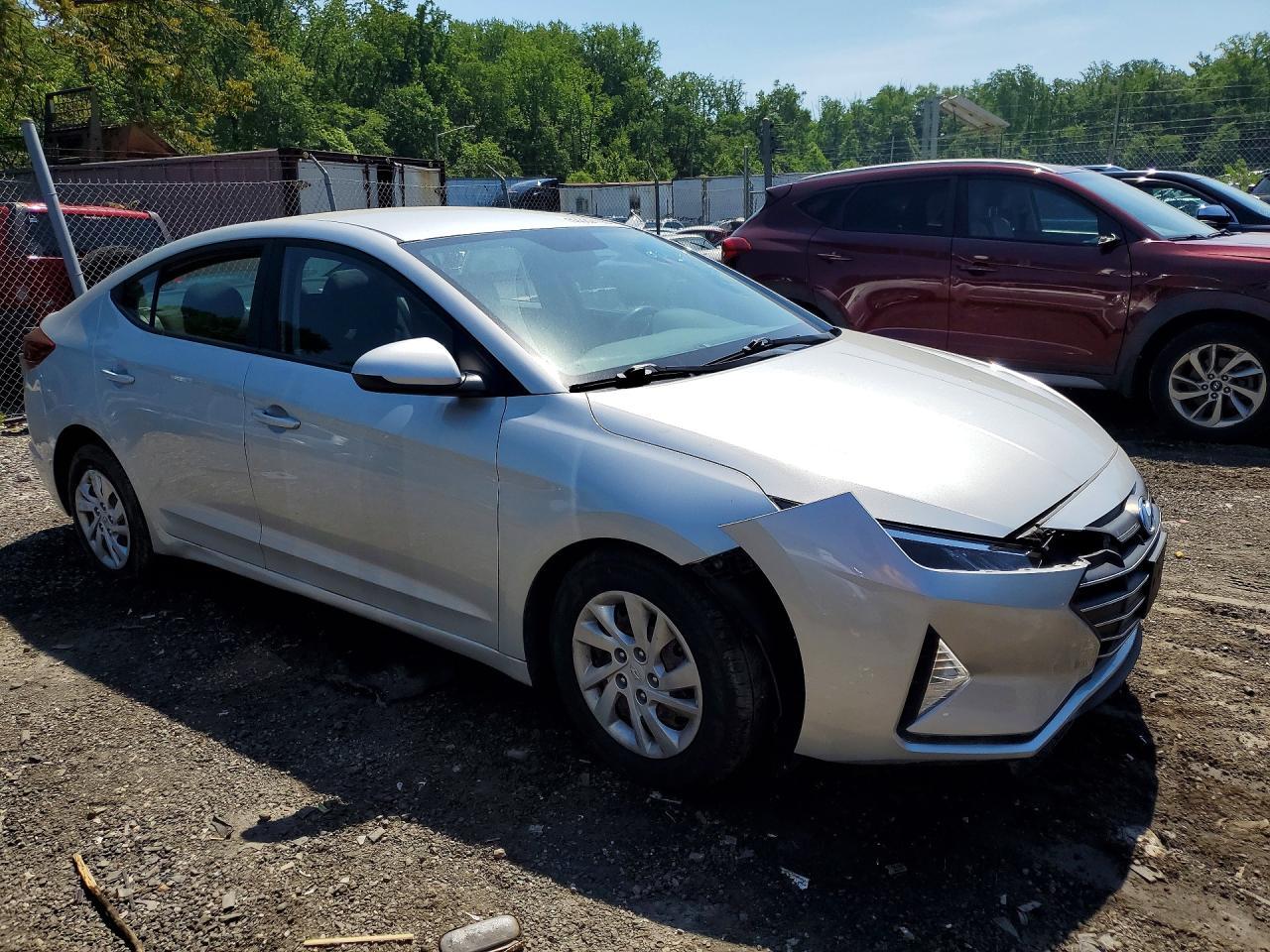 2019 Hyundai Elantra Se - Фото 4