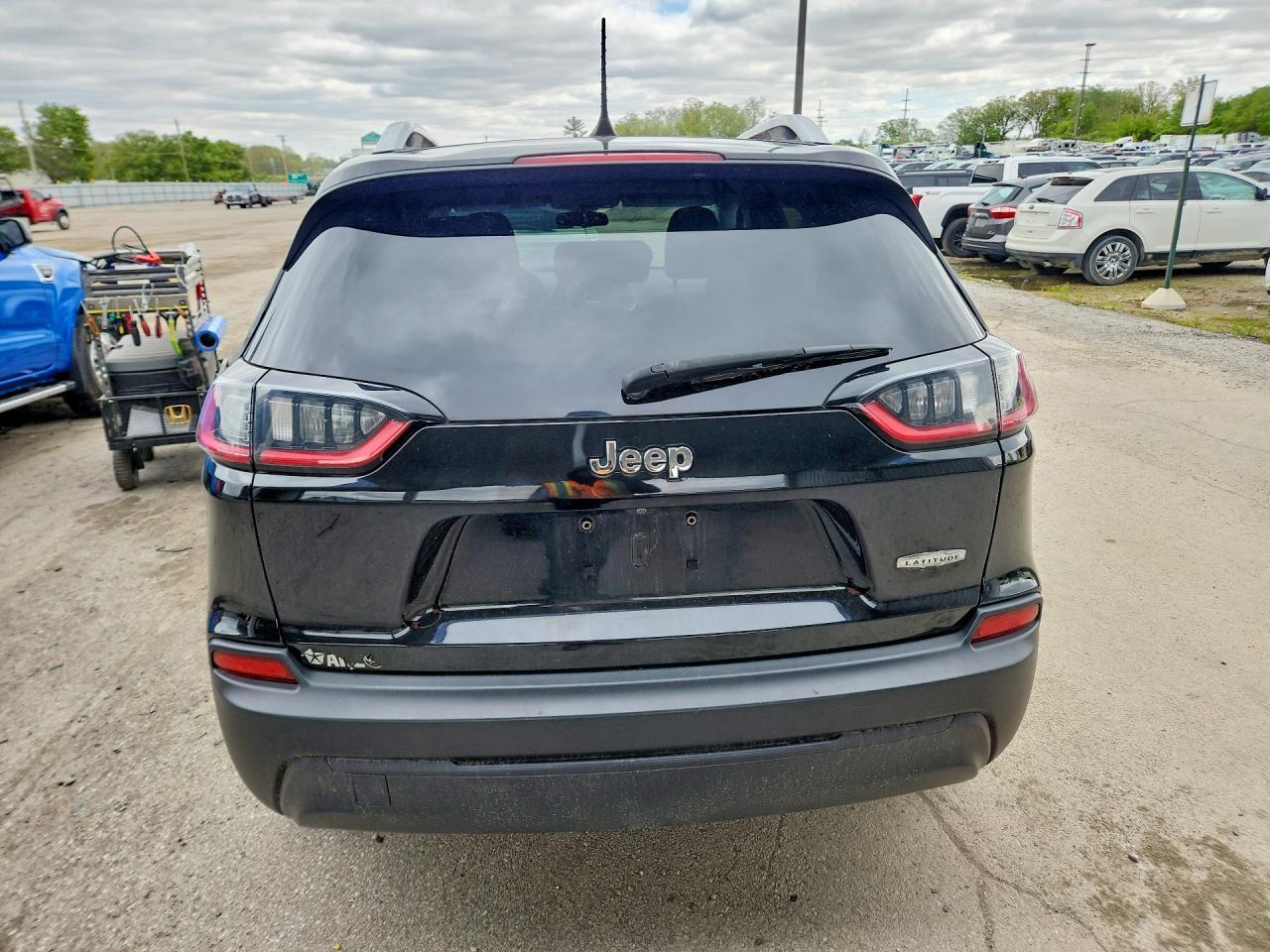 2019 Jeep Cherokee - Image 6