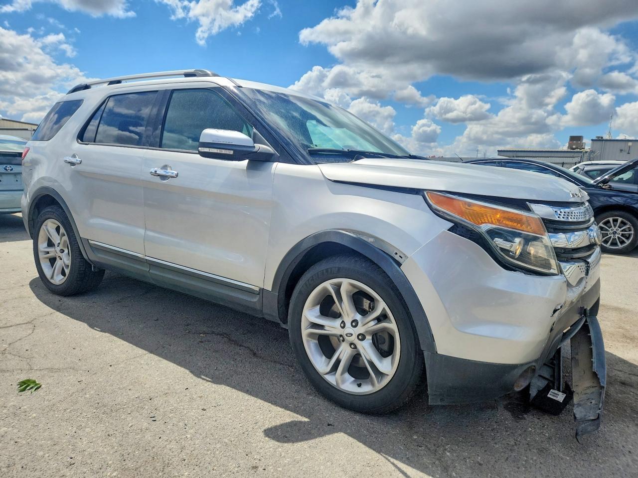 2015 Ford Explorer Limited - Фото 4