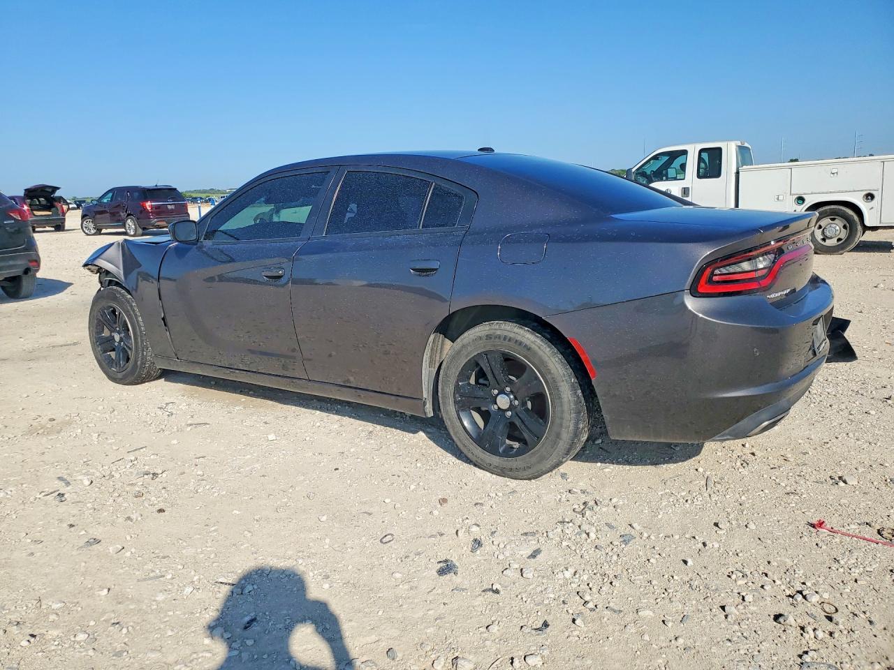 2020 Dodge Charger Sxt - Фото 2