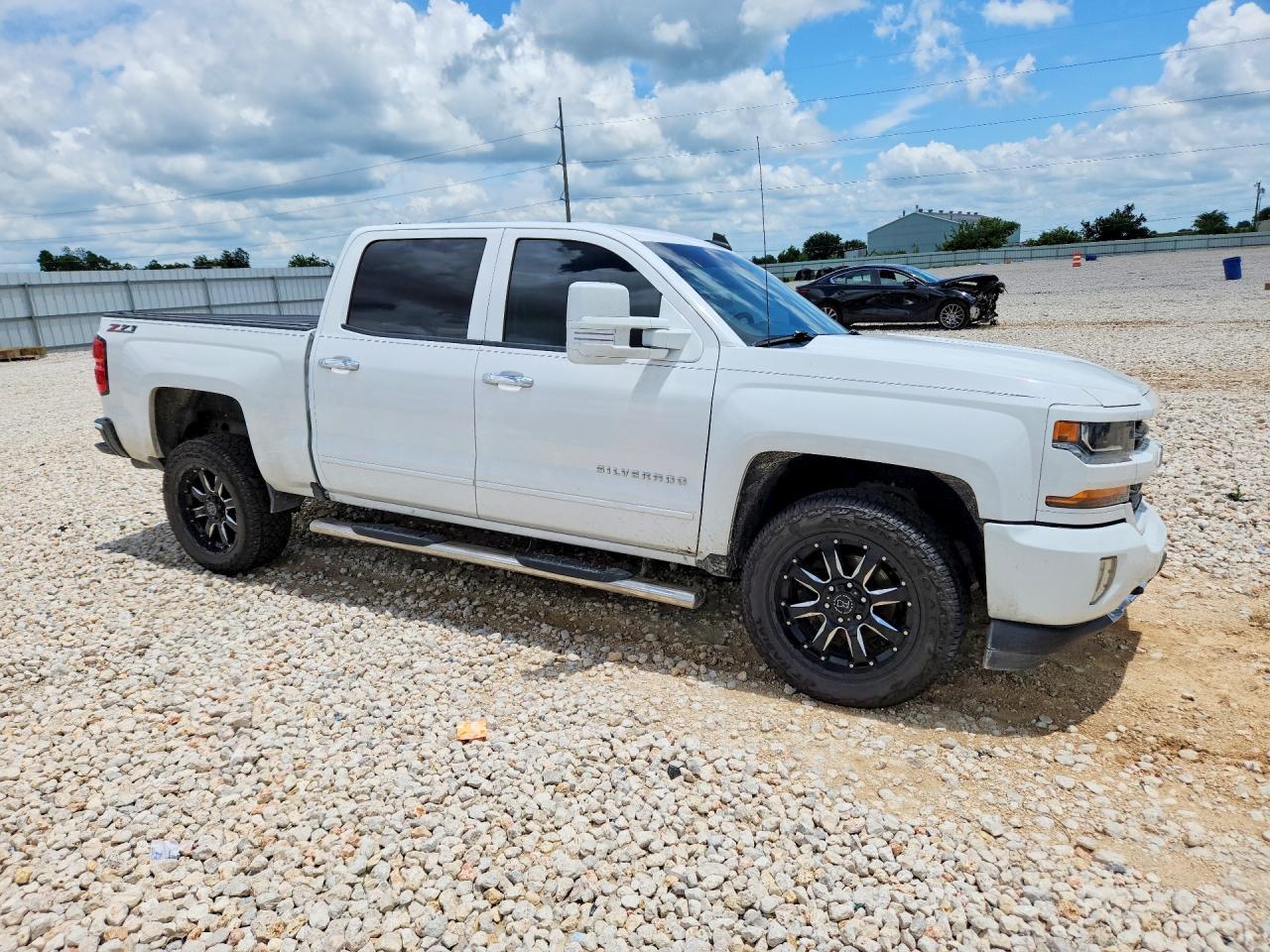 2017 Chevrolet Silverado K1500 Lt - Фото 4