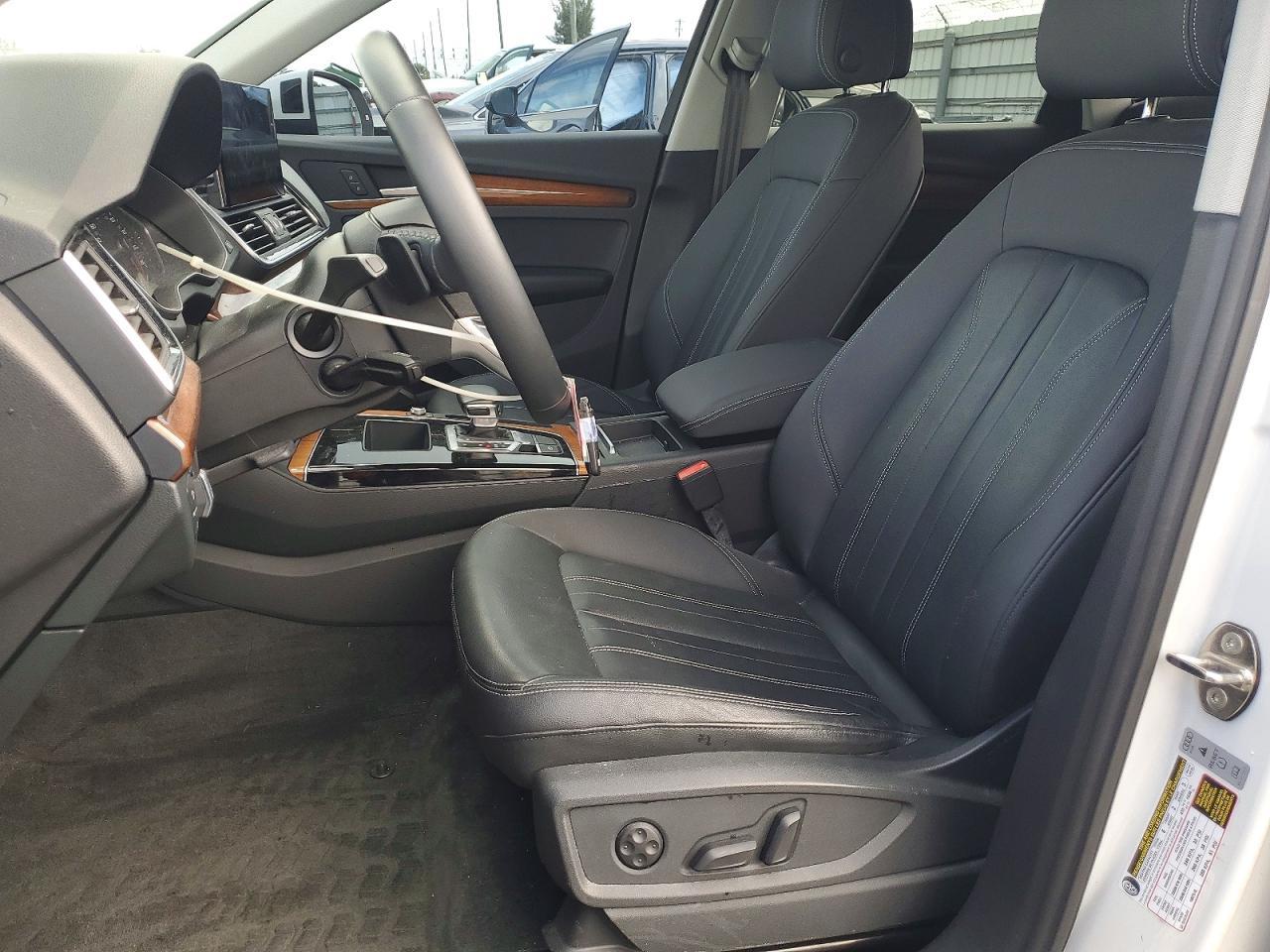 2022 Audi Q5 Premium 45 - Image 7