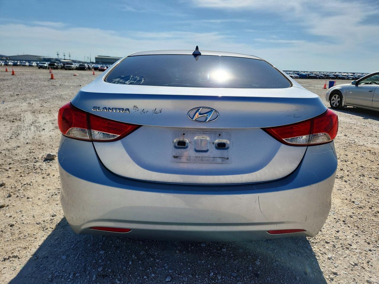 2013 Hyundai Elantra Gls - Фото 6