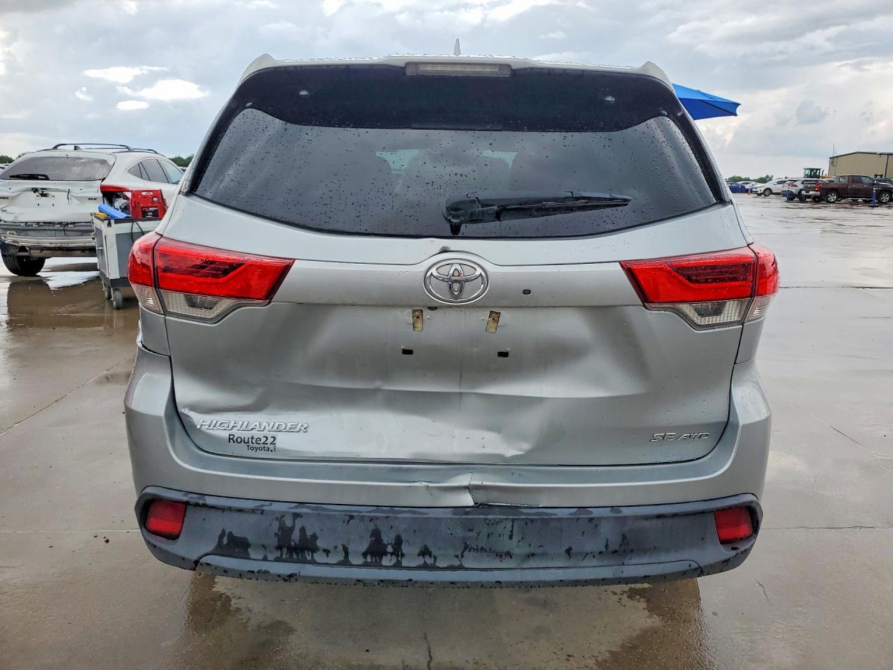 2018 Toyota Highlander Se - Фото 6