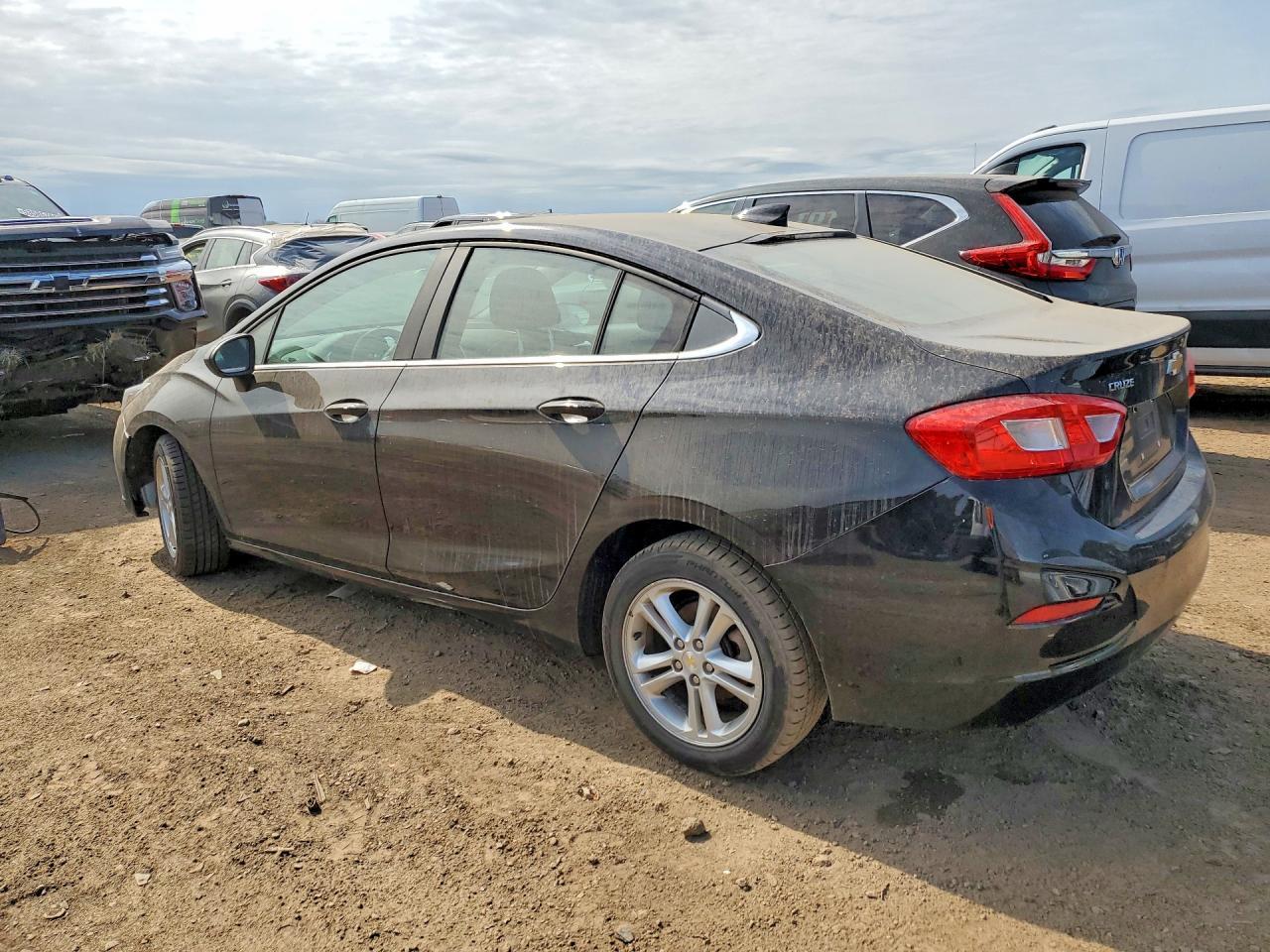 2016 Chevrolet Cruze Lt - Image 2