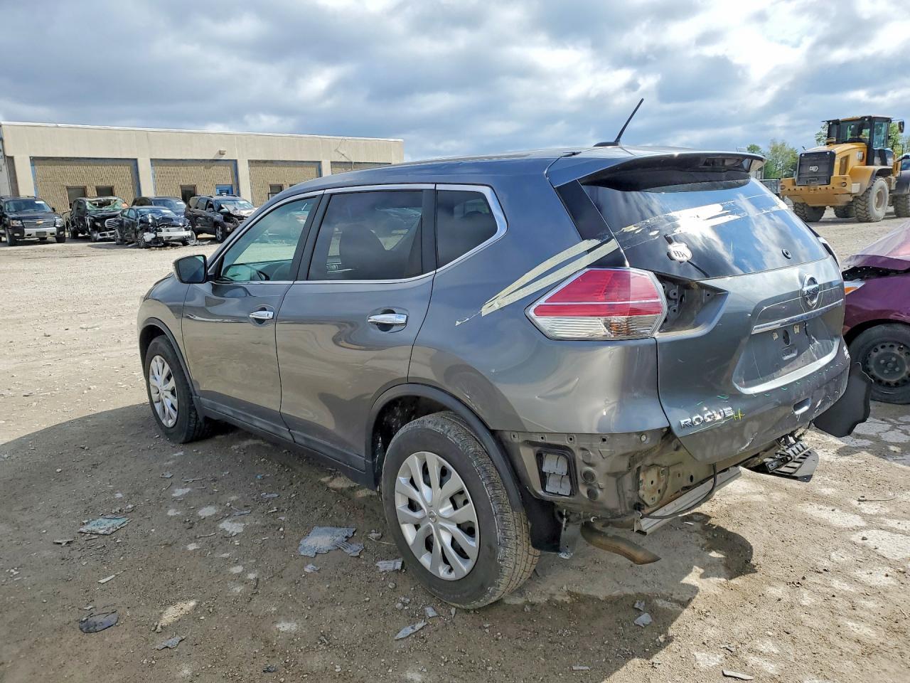 2015 Nissan Rogue S - Image 2