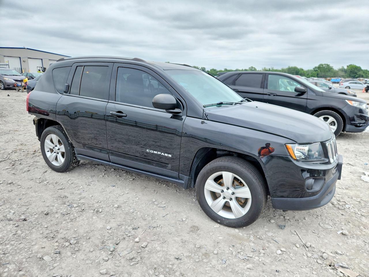 2016 Jeep Compass Sport - Фото 4