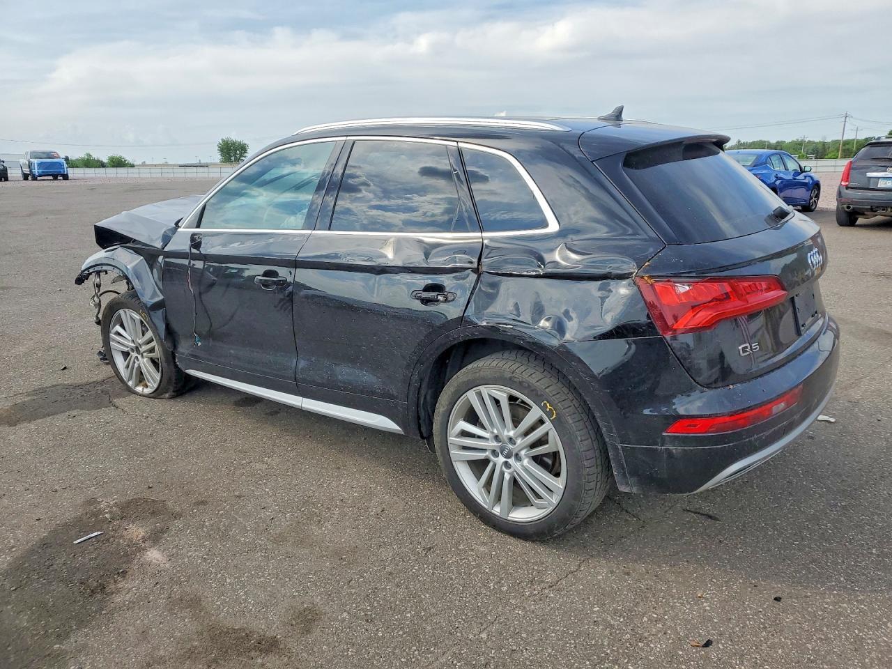 2019 Audi Q5 Premium Plus - Фото 2