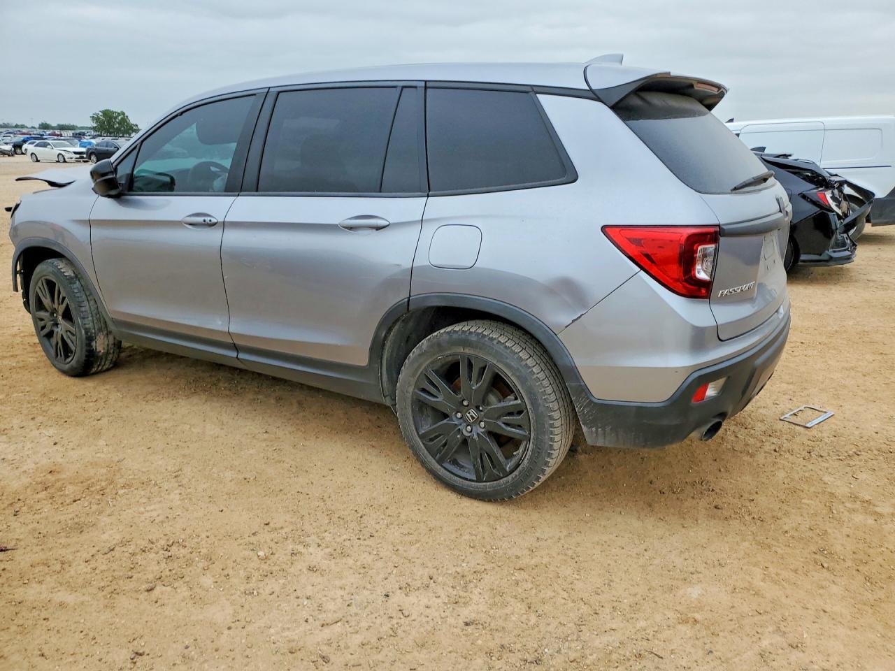 2019 Honda Passport - Фото 2