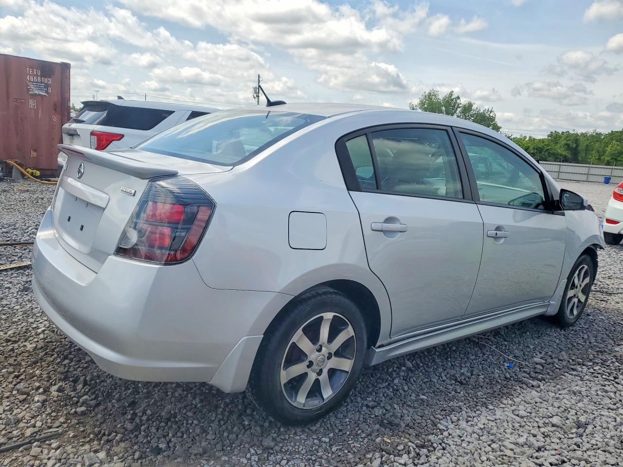 2012 Nissan Sentra 2.0 - Фото 3