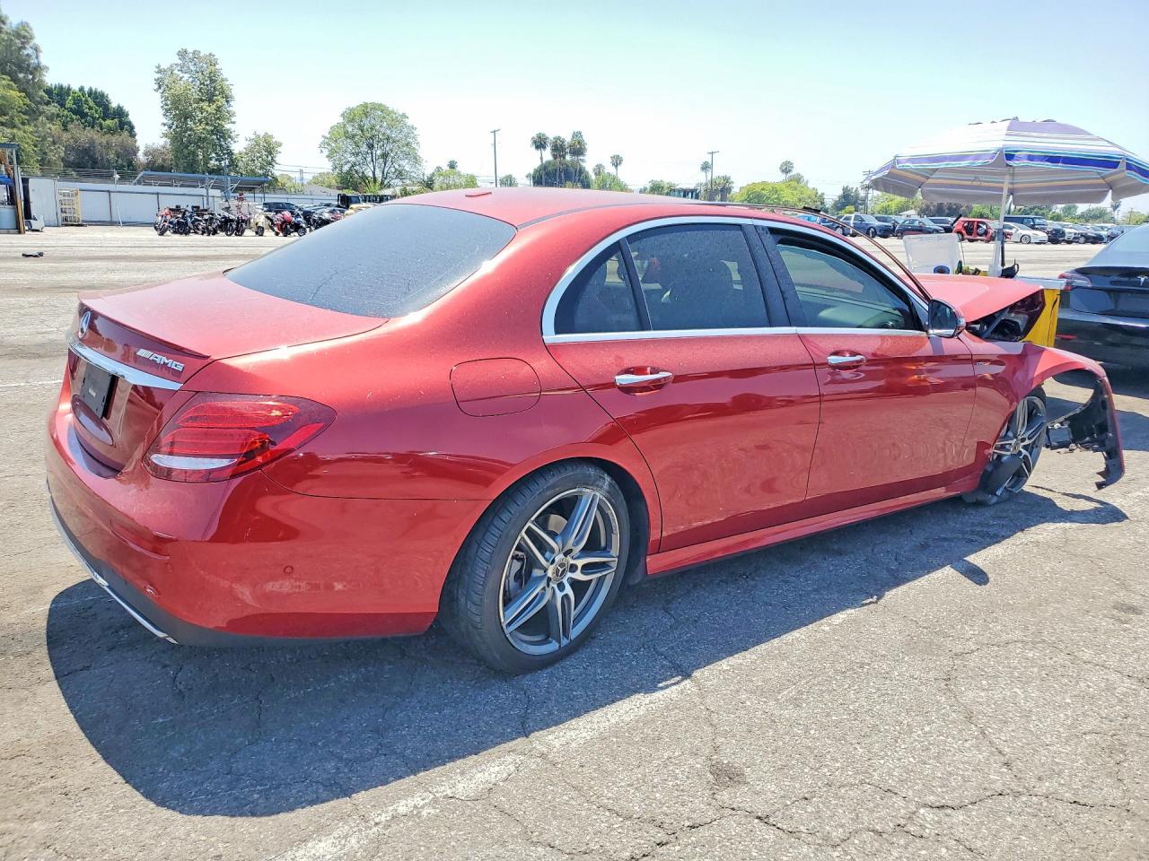 2019 Mercedes-Benz E 300 - Image 3