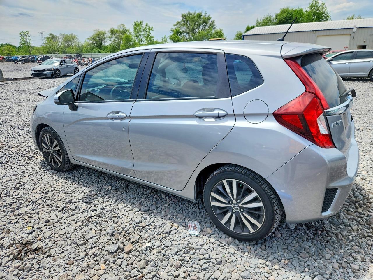2017 Honda Fit Ex - Фото 2
