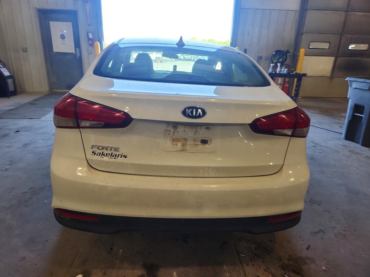 2017 Kia Forte Lx - Фото 6