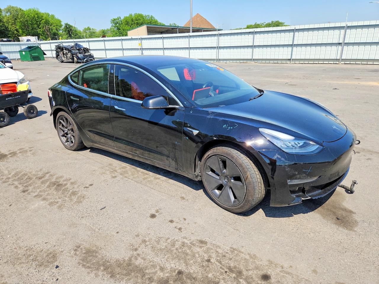 2018 Tesla Model 3 - Image 4