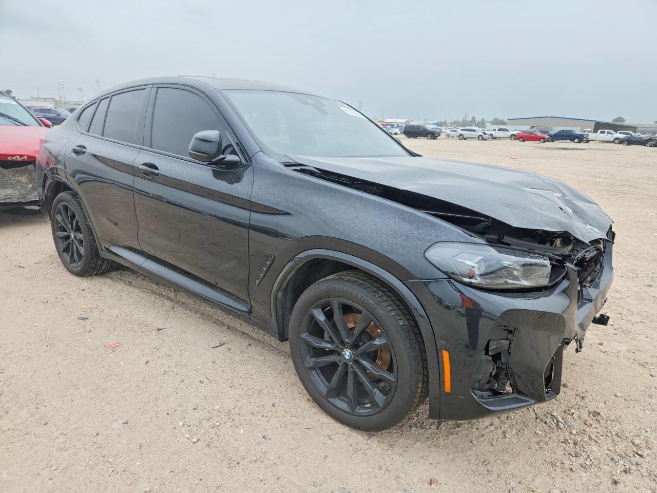 2025 BMW X4 xDrive30I - Фото 4