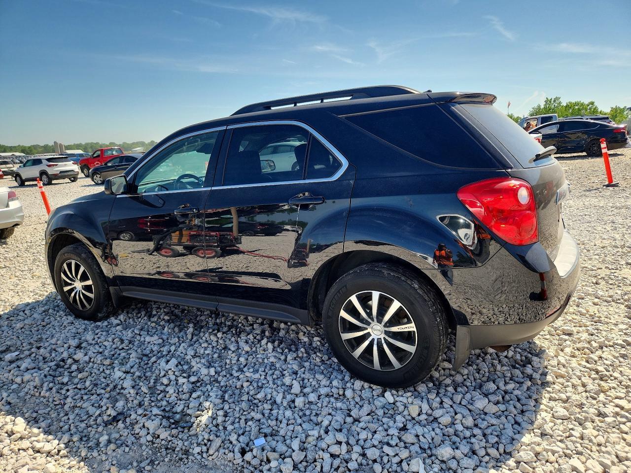 2014 Chevrolet Equinox Lt - Image 2