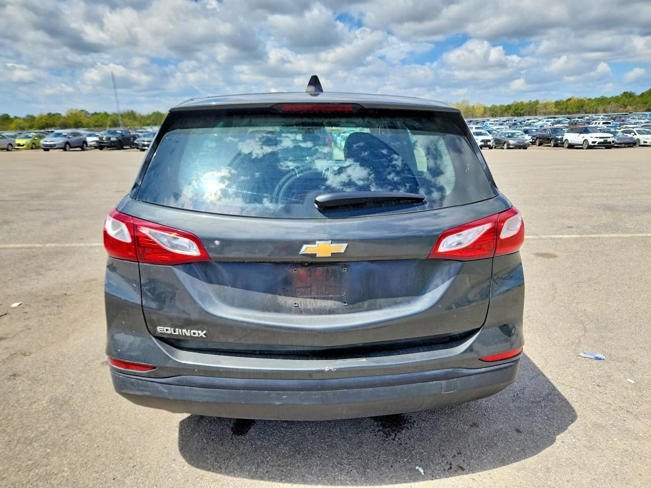 2020 Chevrolet Equinox Ls - Image 6