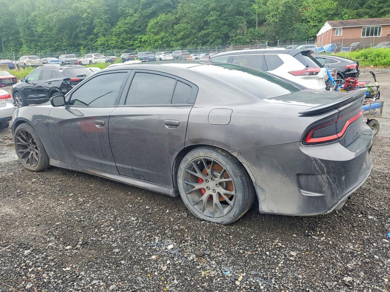 2017 Dodge Charger R - Image 2