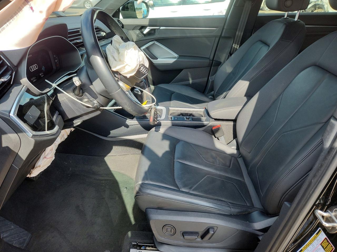 2022 Audi Q3 Premium 40 - Фото 7