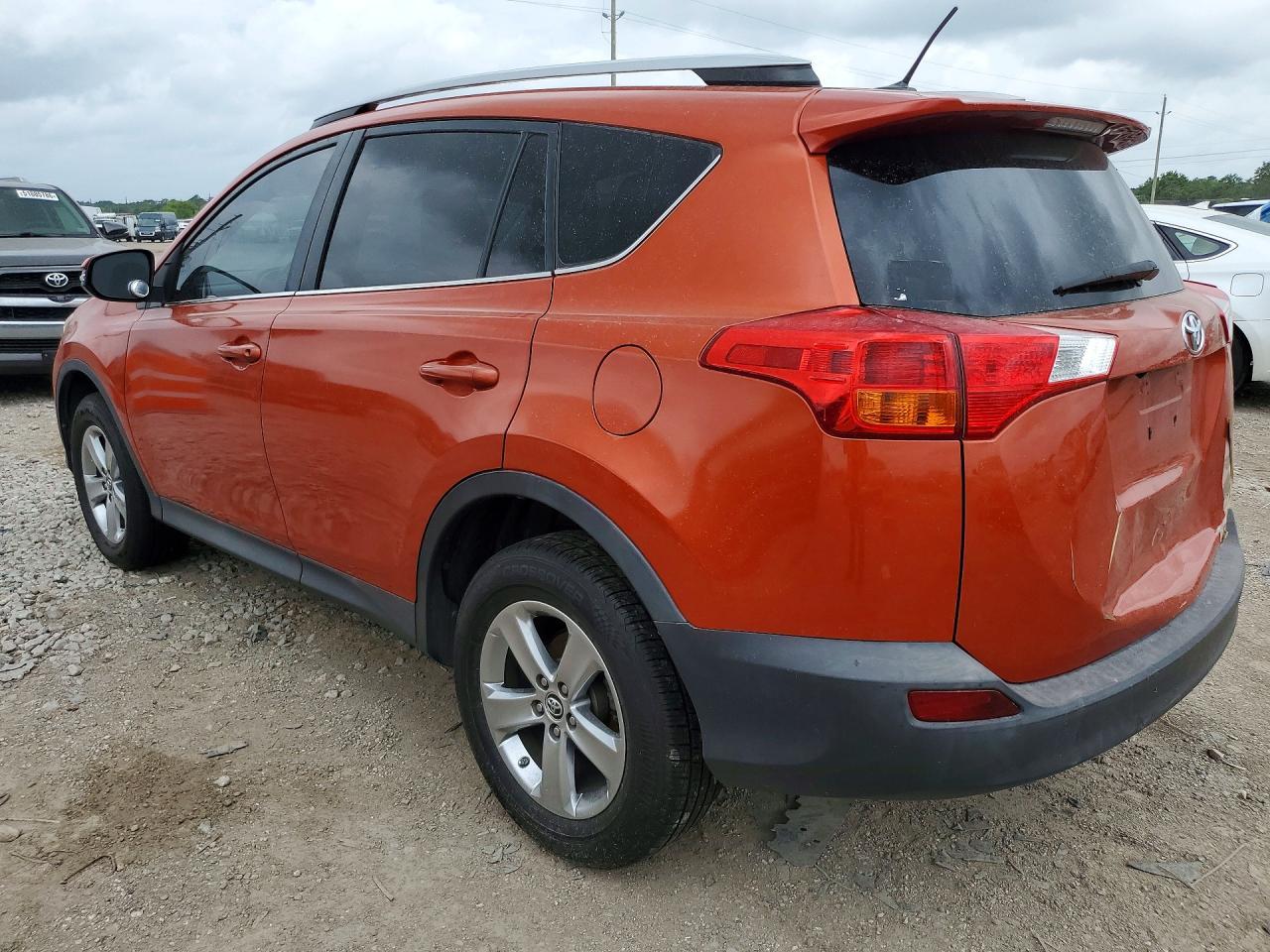 2015 Toyota Rav4 Xle - Image 2