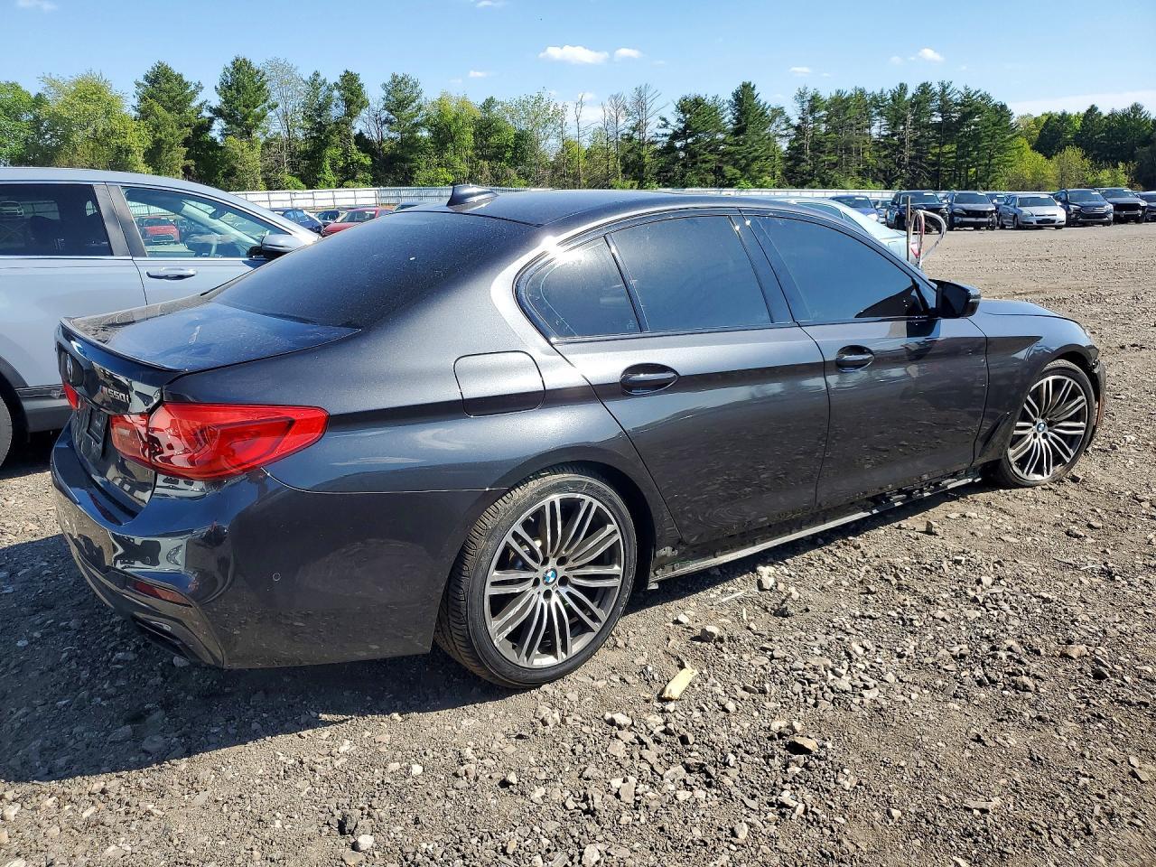 2020 BMW M550Xi - Image 3