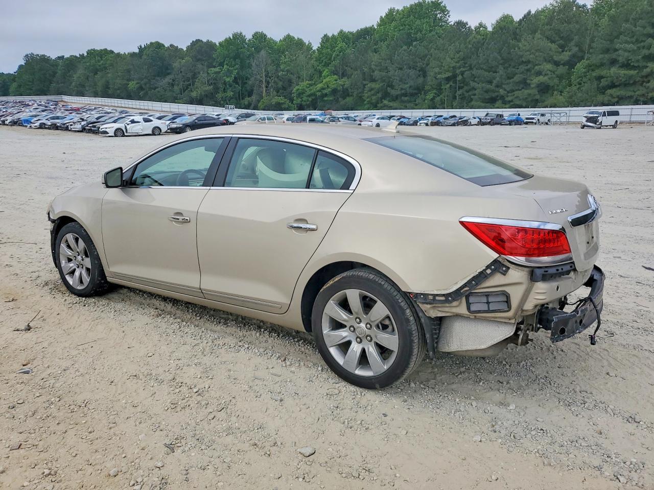 2011 Buick Lacrosse Cxl - Image 2