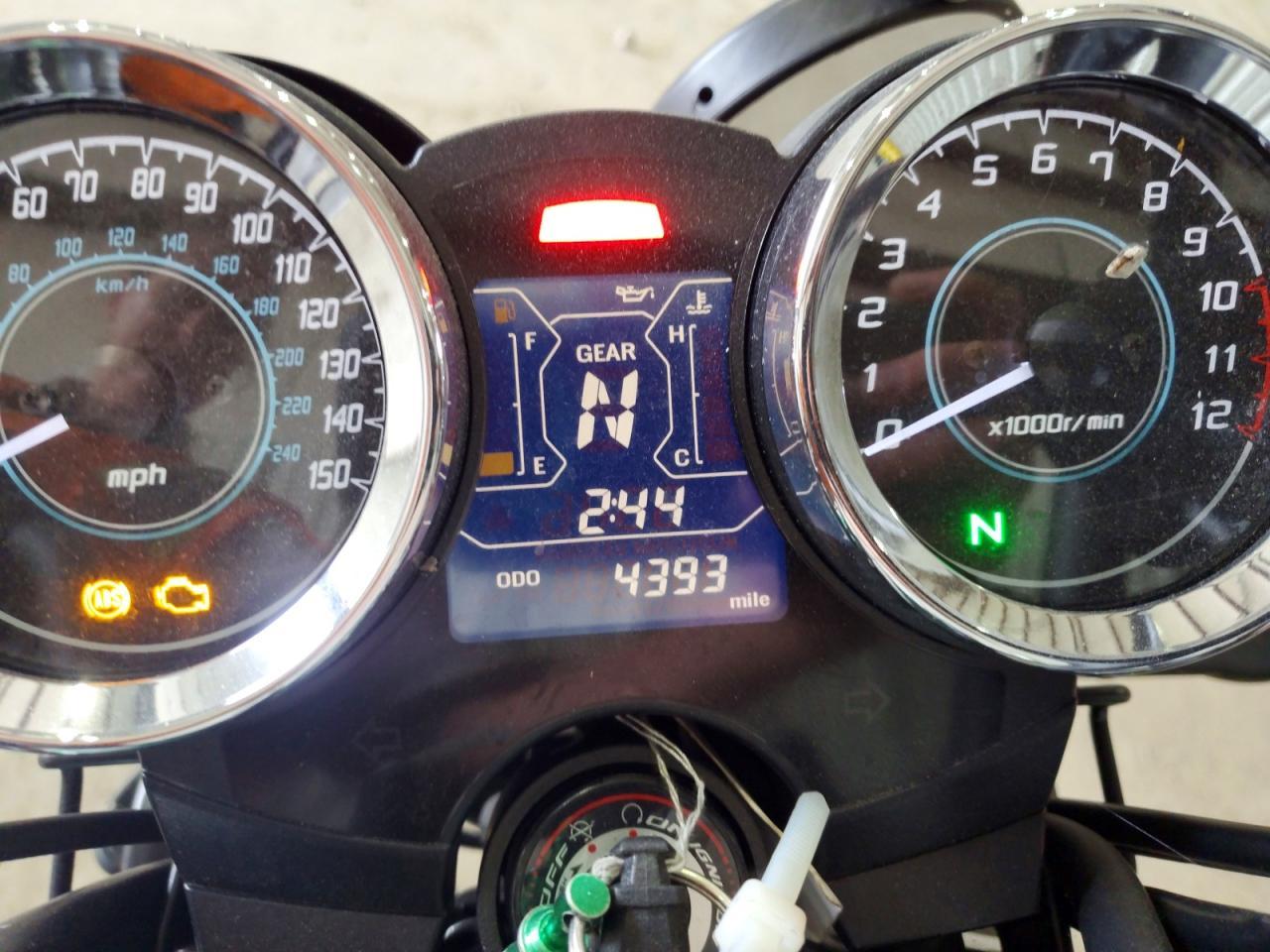 2022 Kawasaki Er650 M - Фото 7