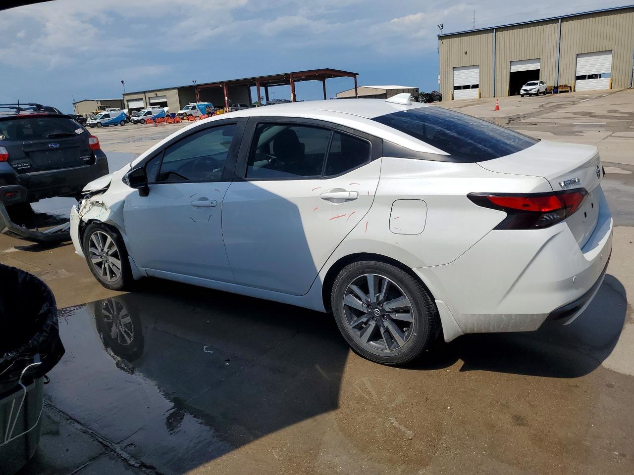 2020 Nissan Versa Sv - Фото 2