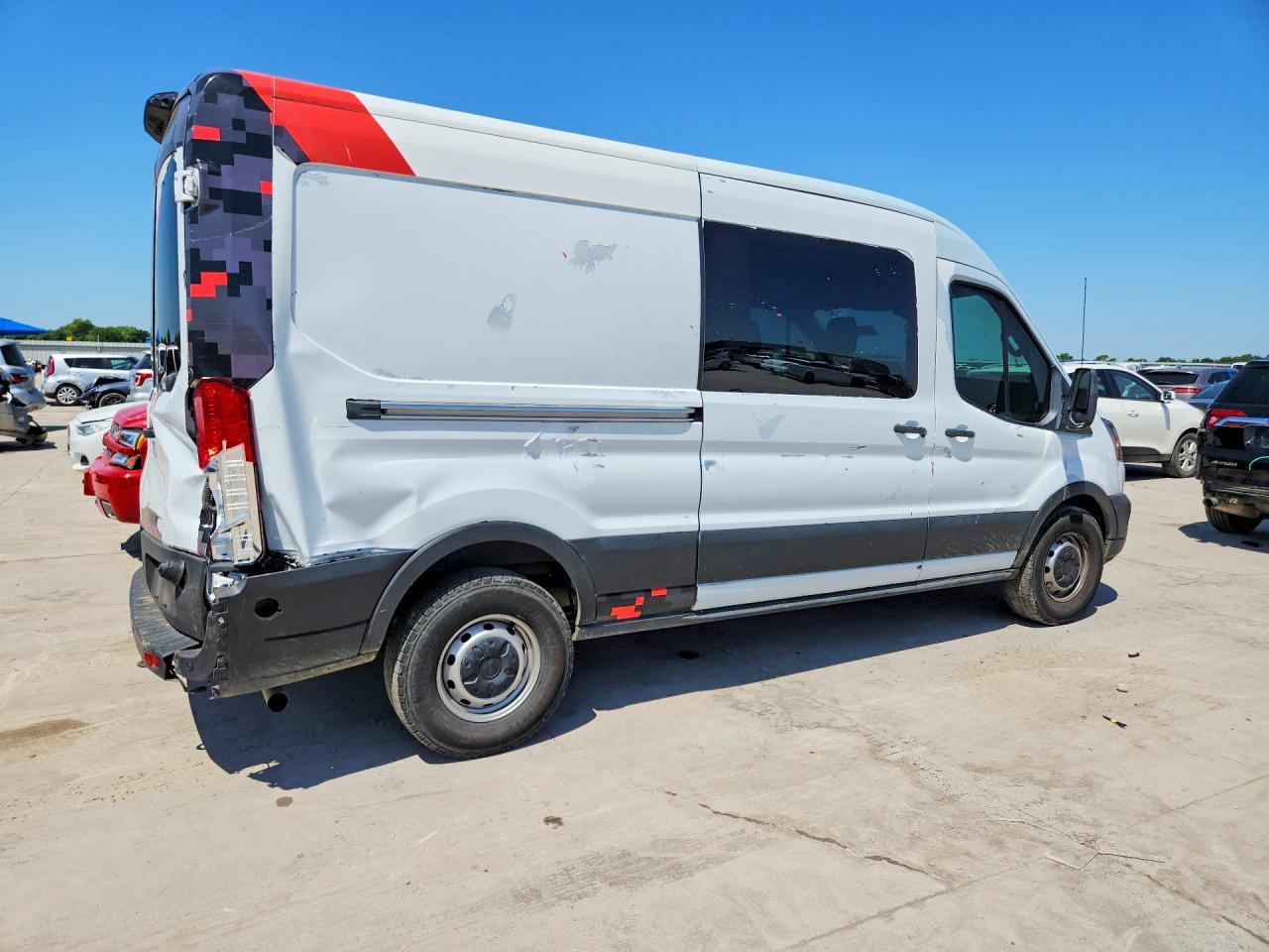 2020 Ford Transit 250 Delivery Van - Image 3