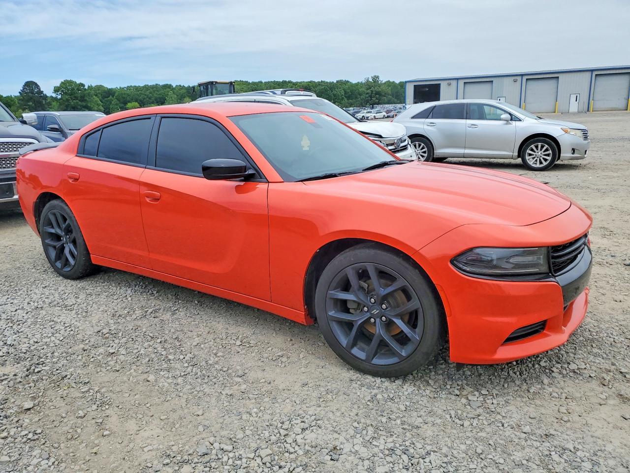 2020 Dodge Charger Sxt - Image 4