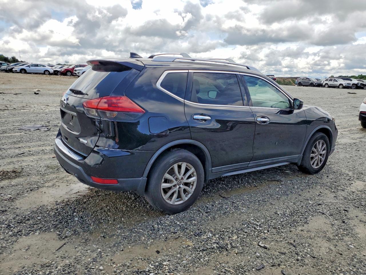 2019 Nissan Rogue S - Фото 3