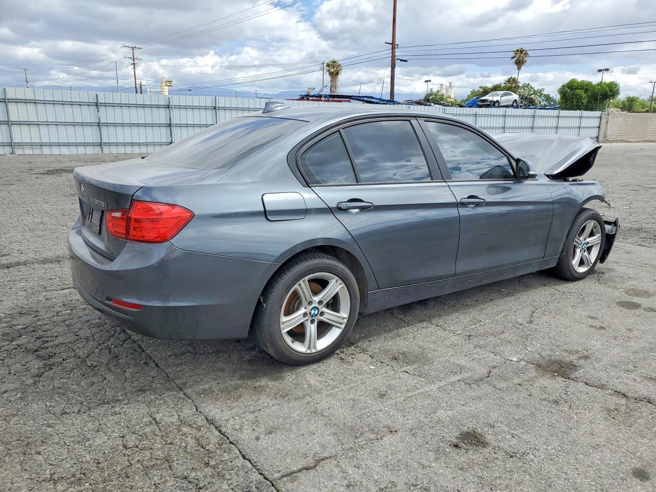2013 BMW 328 I Sulev - Фото 3