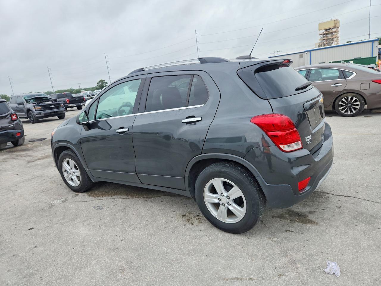 2017 Chevrolet Trax 1Lt - Image 2