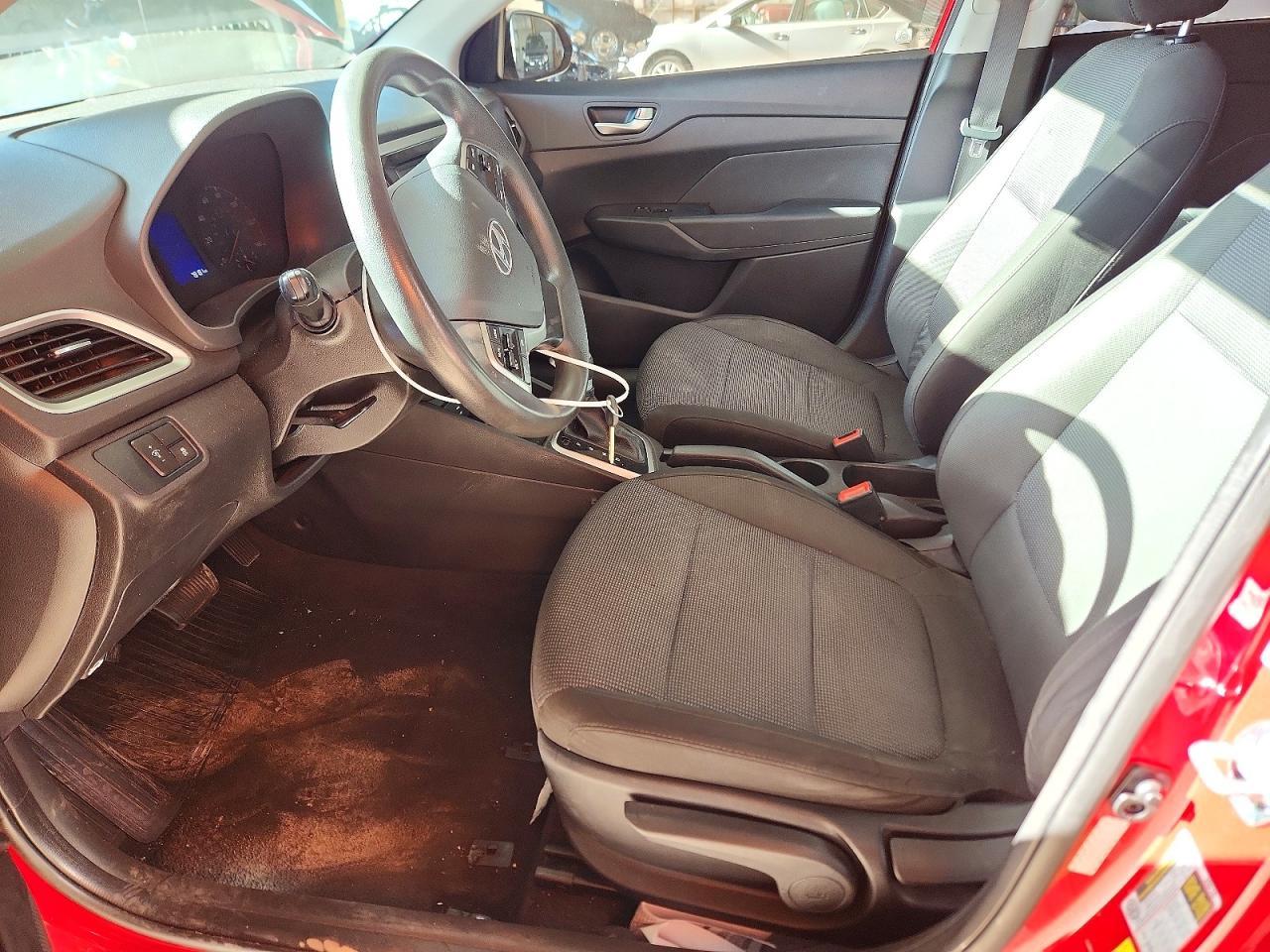 2021 Hyundai Accent Se - Фото 7