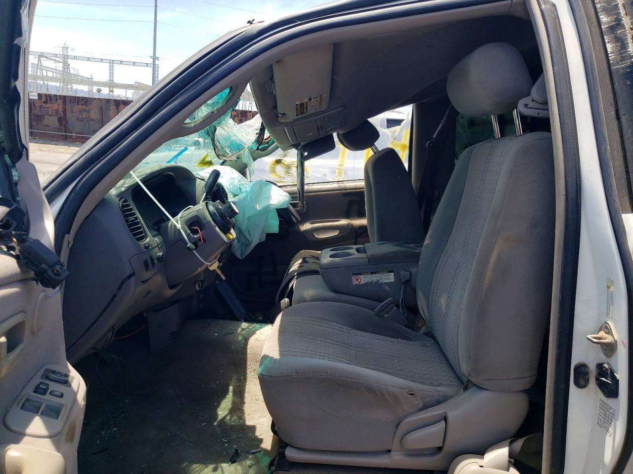 2003 Toyota Tundra Access Cab Sr5 - Image 7