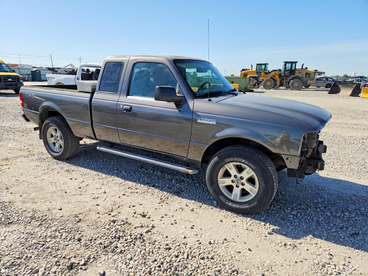 2006 Ford Ranger Super Cab - Image 4