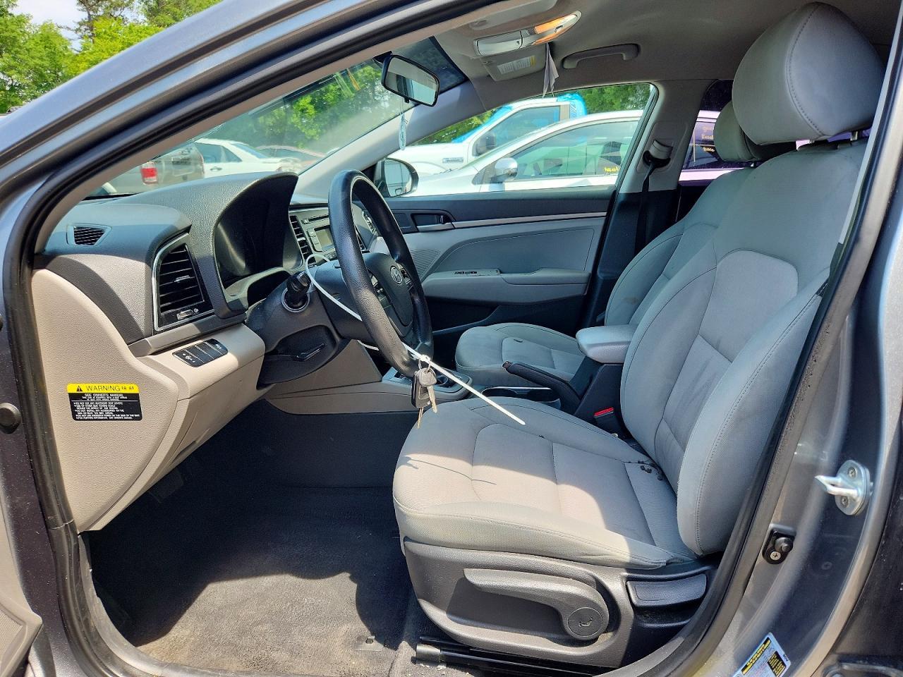 2017 Hyundai Elantra Se - Фото 7