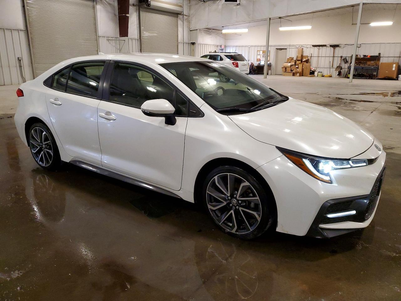 2020 Toyota Corolla Se - Фото 4