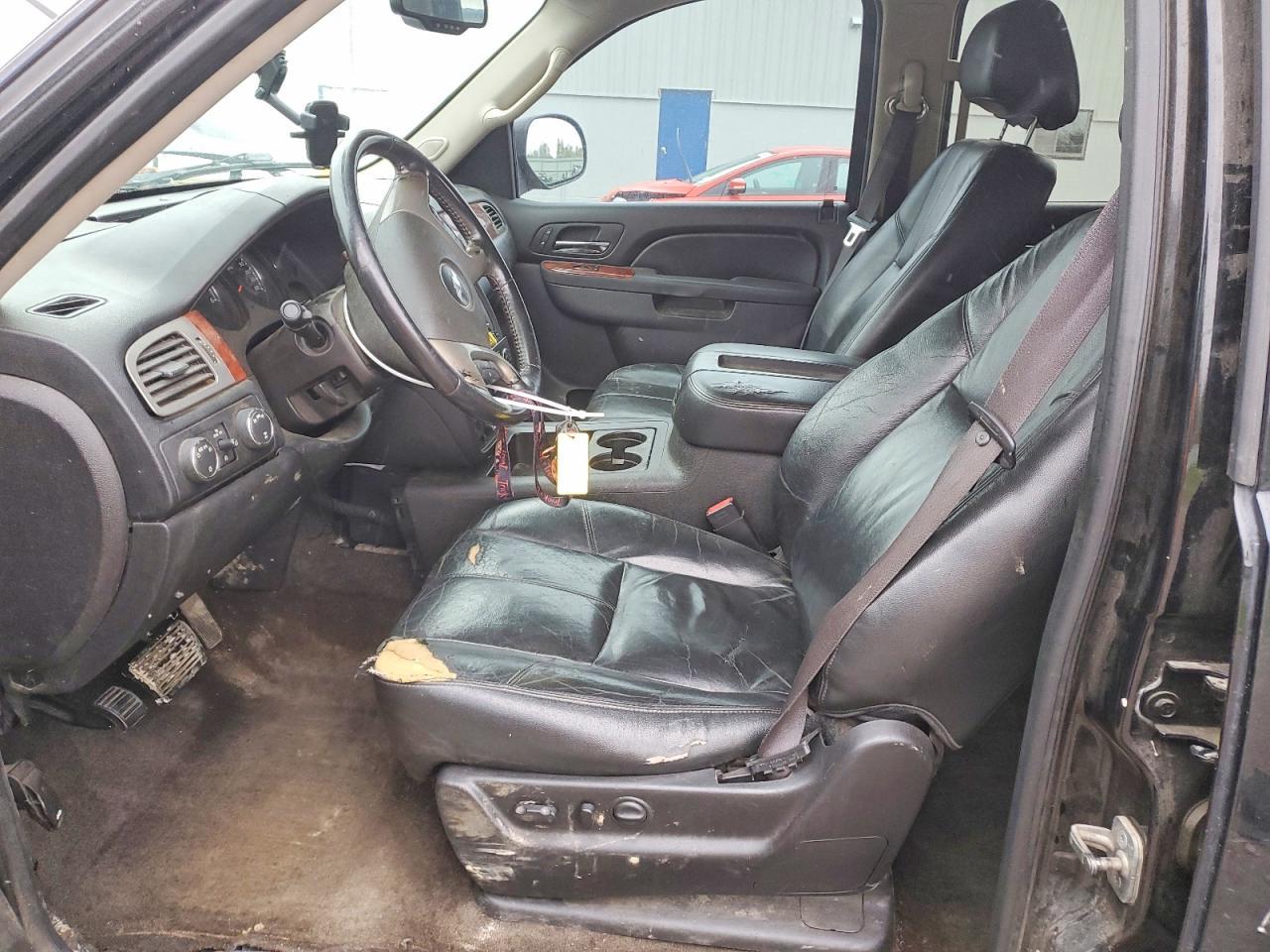 2012 Chev Tahoe - Фото 7