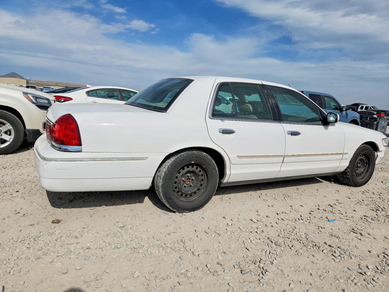2002 Mercury Grand Marquis Gs - Фото 3