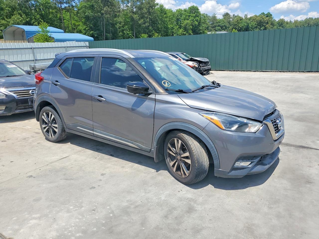 2019 Nissan Kicks Sr - Image 4