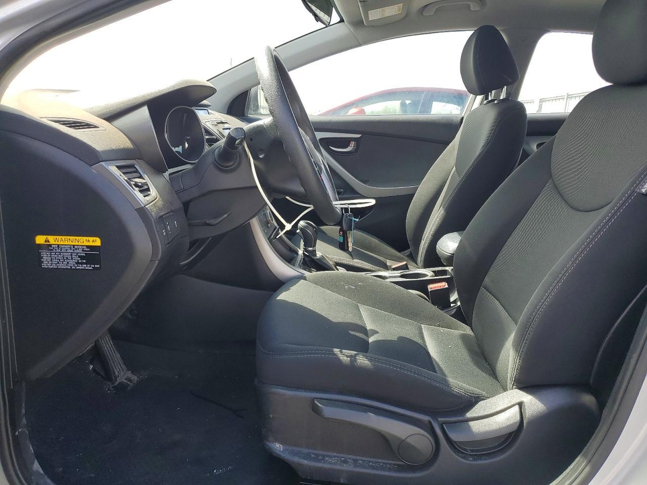 2015 Hyundai Elantra Se - Фото 7