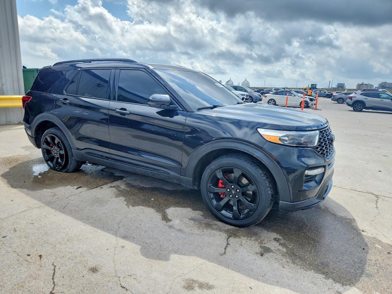 2020 Ford Explorer St - Фото 4