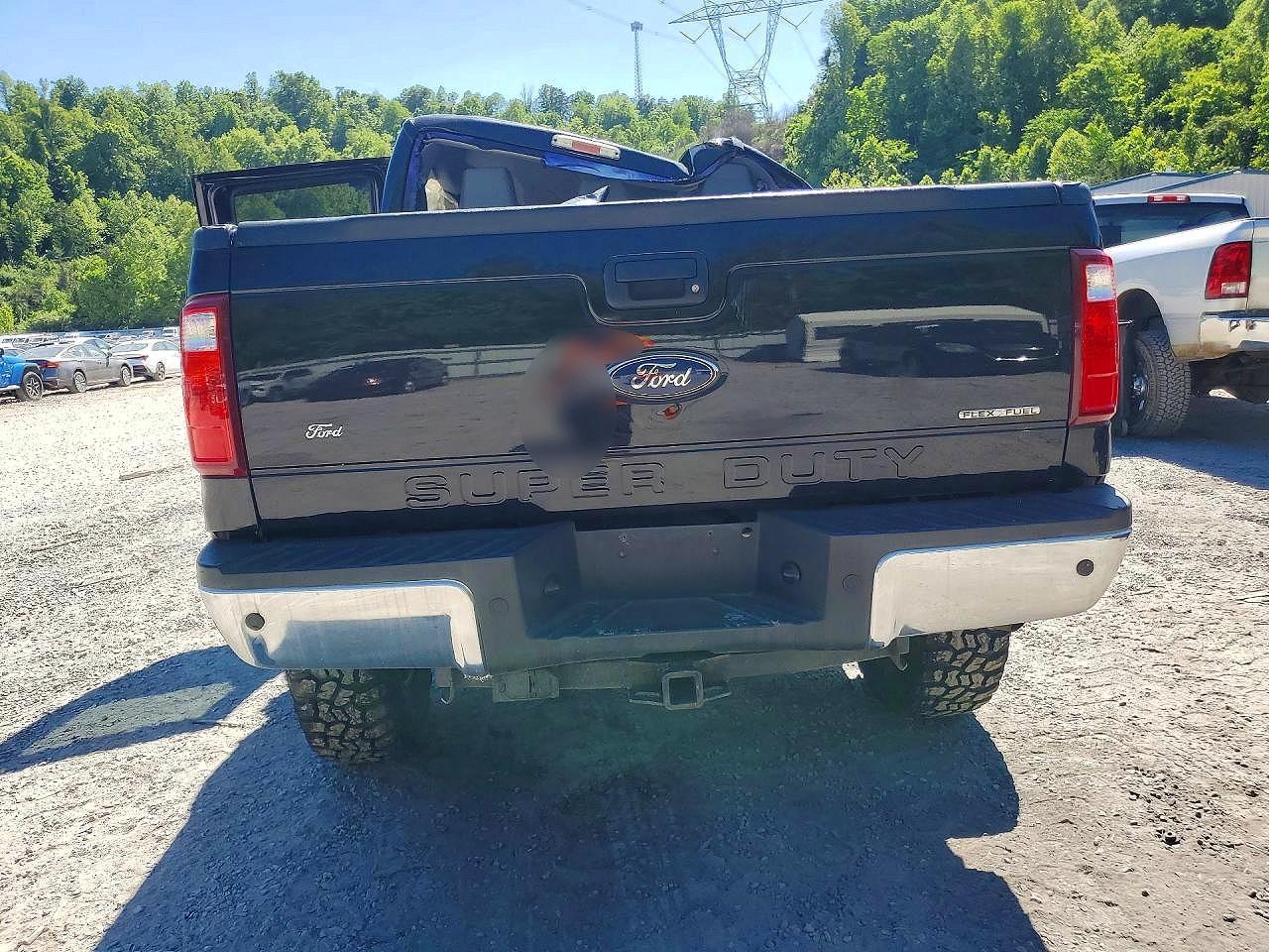 2016 Ford F250 Super Duty - Image 6