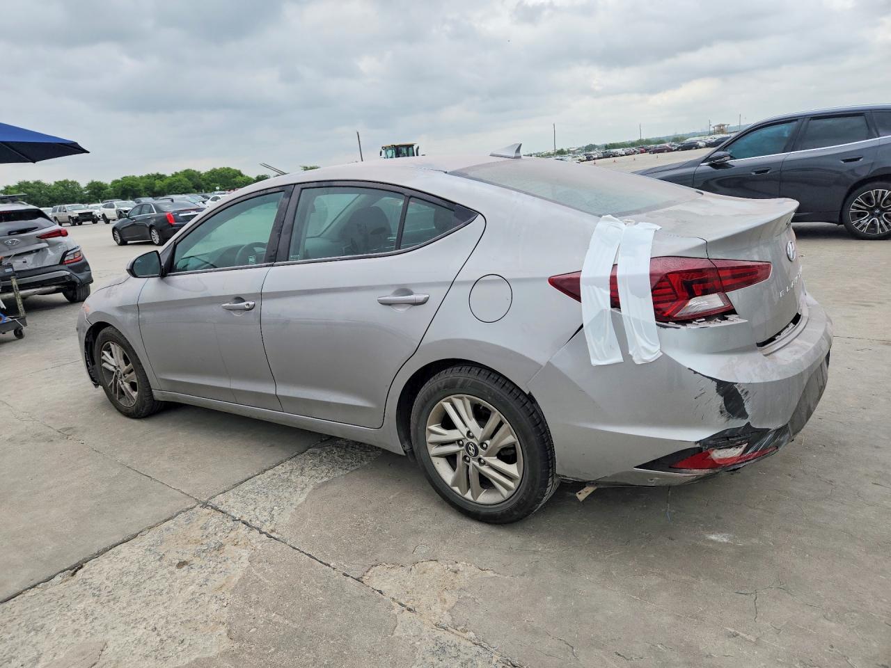 2020 Hyundai Elantra Sel - Фото 2