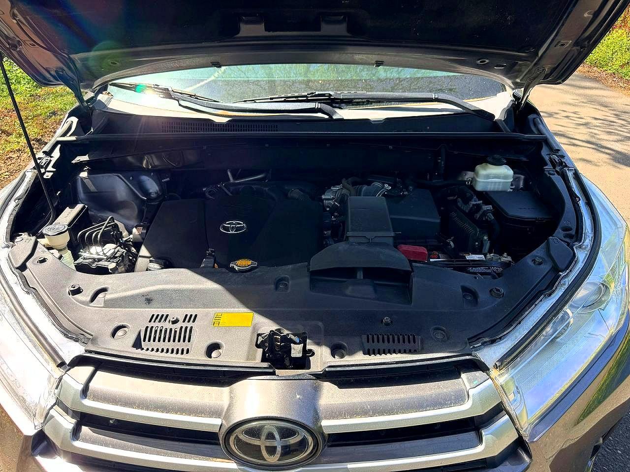 2017 Toyota Highlander Le - Фото 7