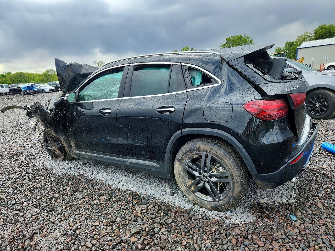 2025 Mercedes-Benz Gla 250 4Matic - Image 2