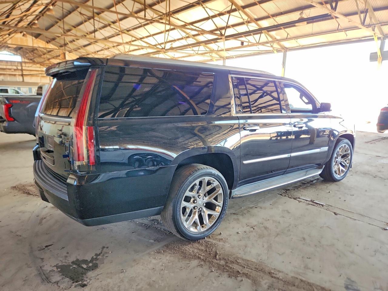 2015 Cadillac Escalade Esv - Фото 3