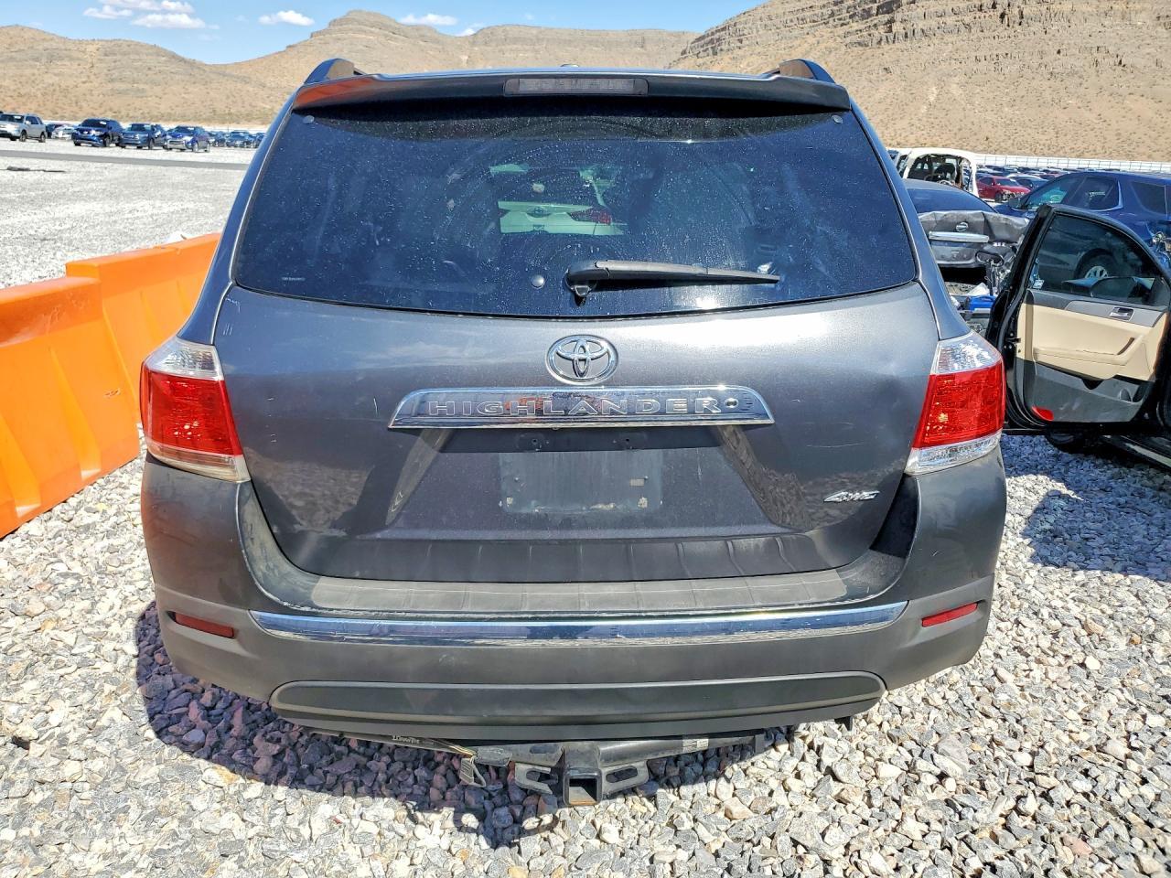 2012 Toyota Highlander Se - Фото 6