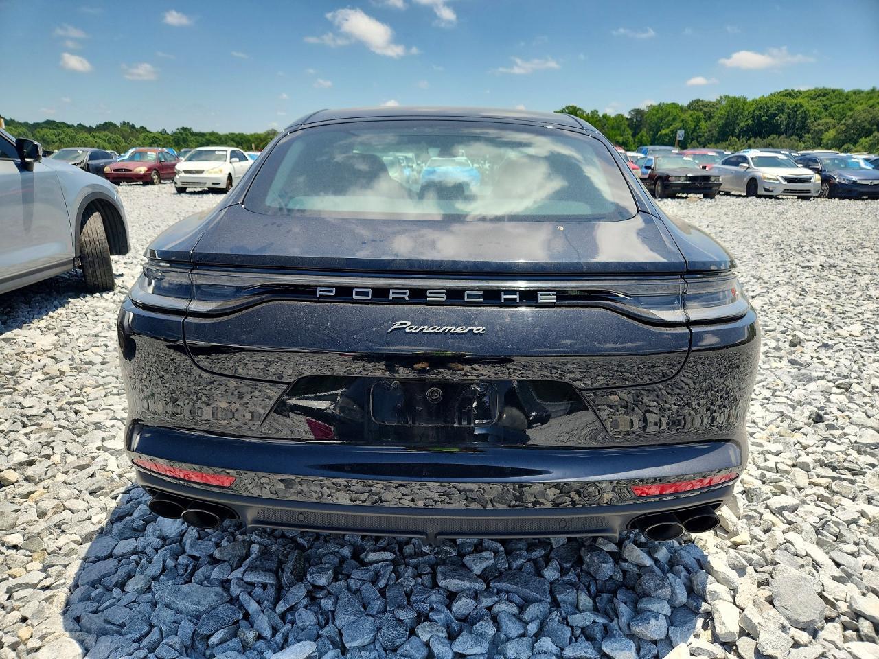 2023 Porsche Panamera Base - Image 6